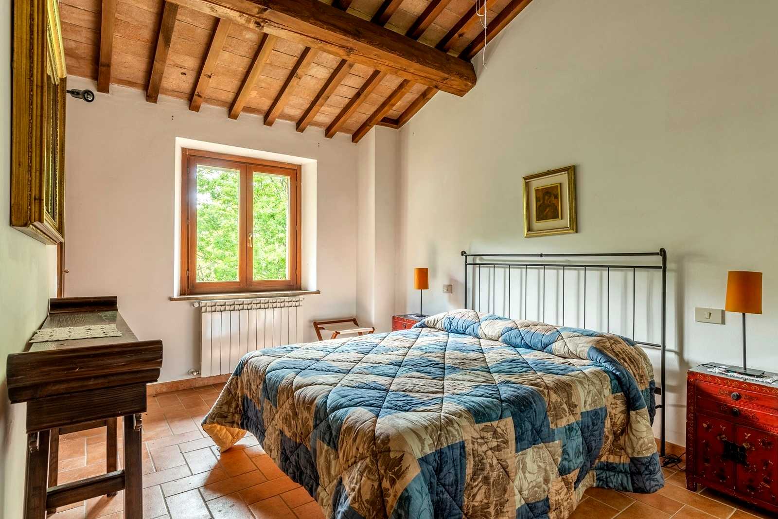 rumah dalam Montepulciano, Tuscany 11137081