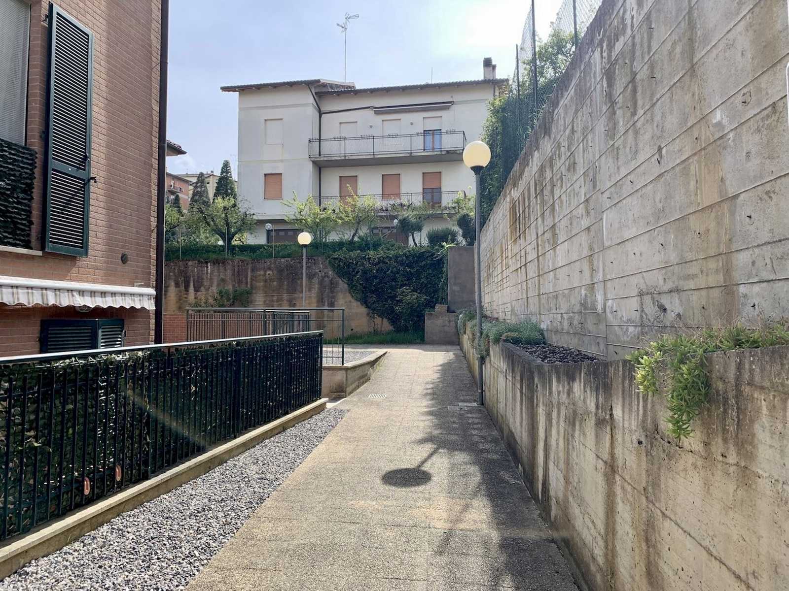 Condominium in Montepulciano, Tuscany 11137156