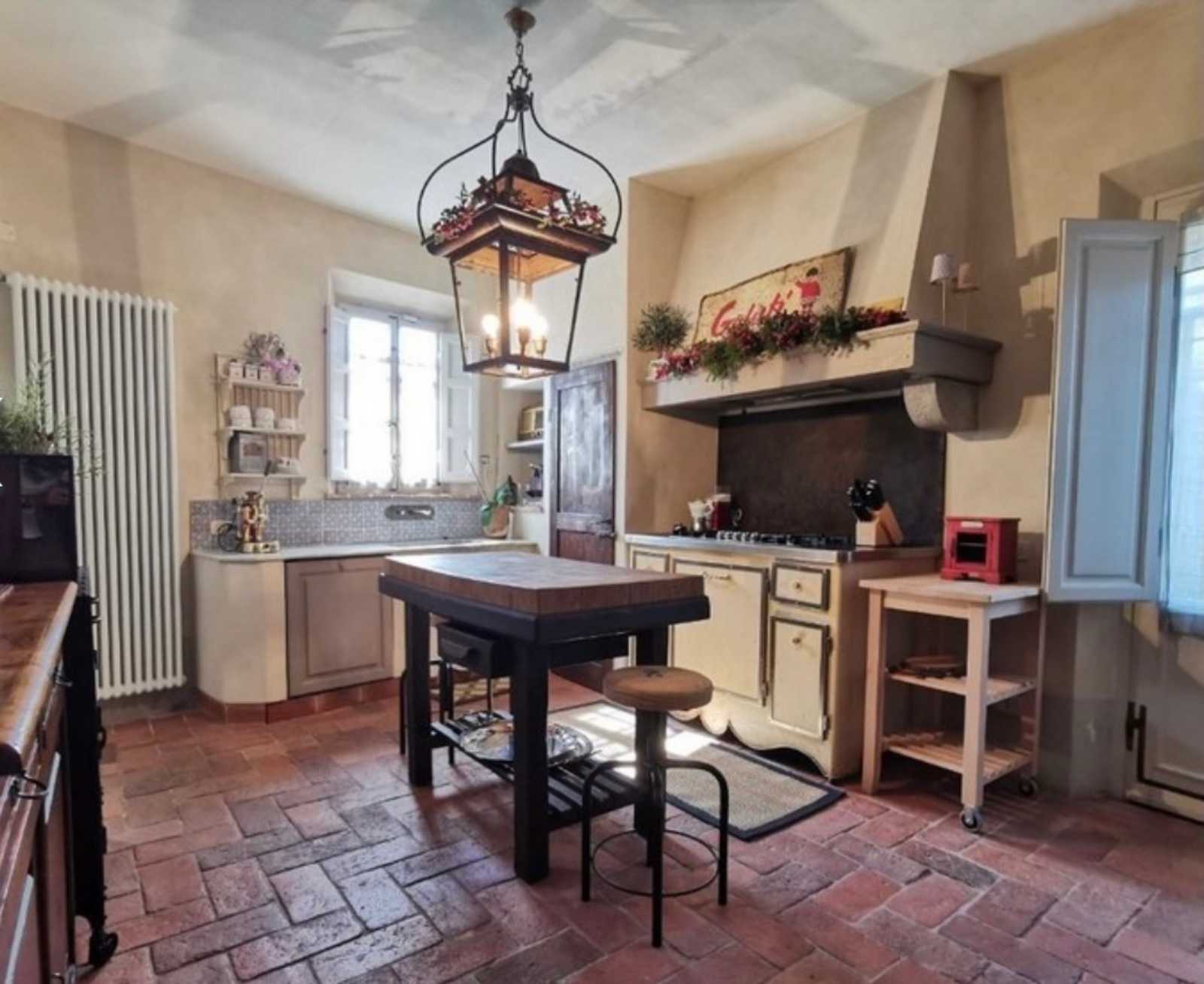 rumah dalam Santa Croce sull' Arno, Tuscany 11137226