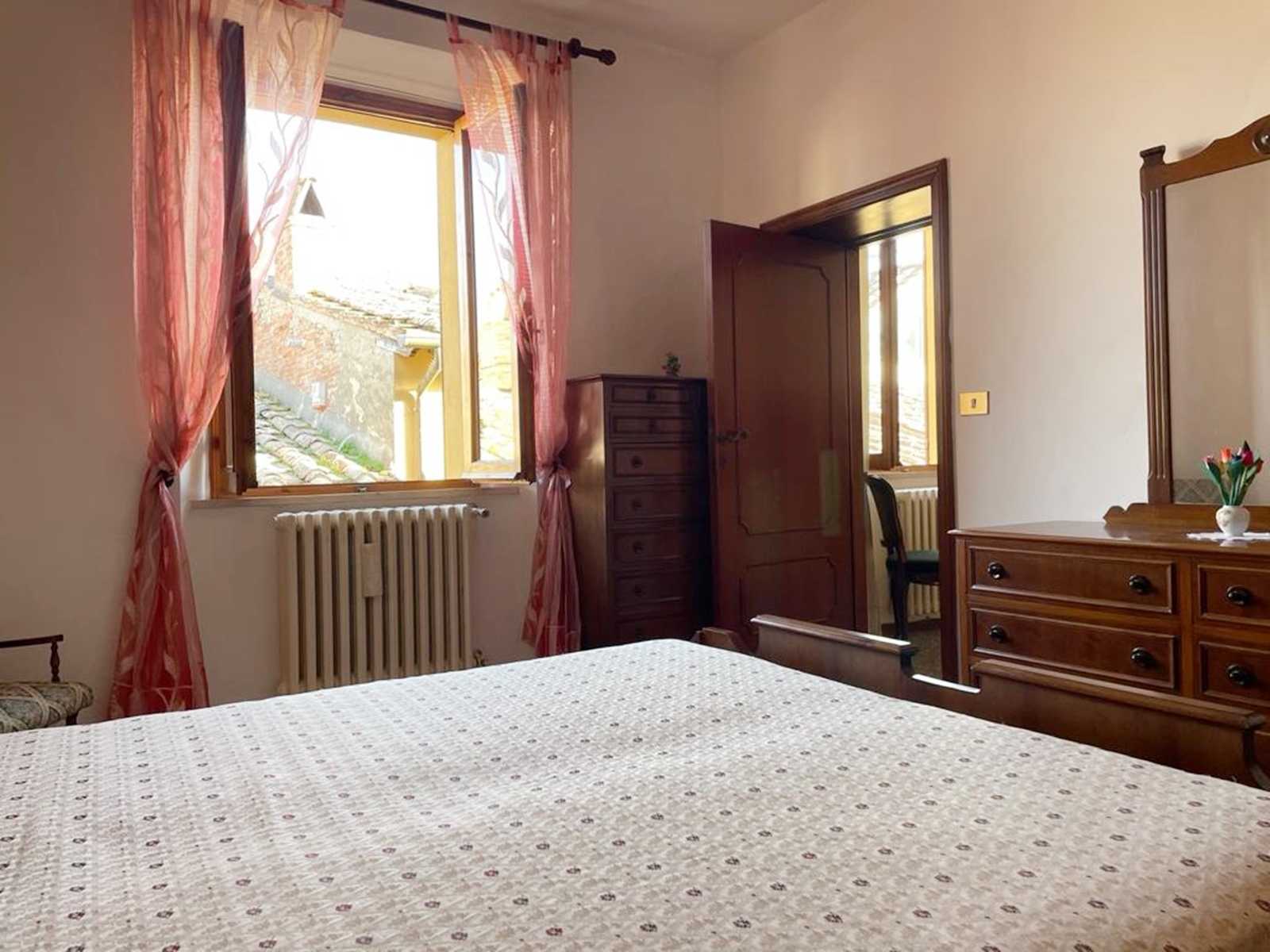 Квартира в Chiusi, Tuscany 11137229