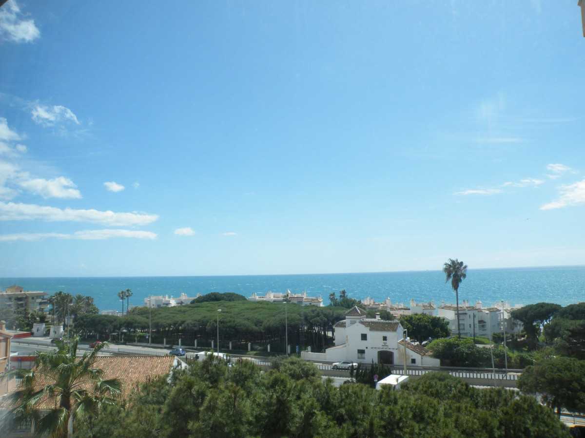 Condominium in Malaga, Andalusia 11137414