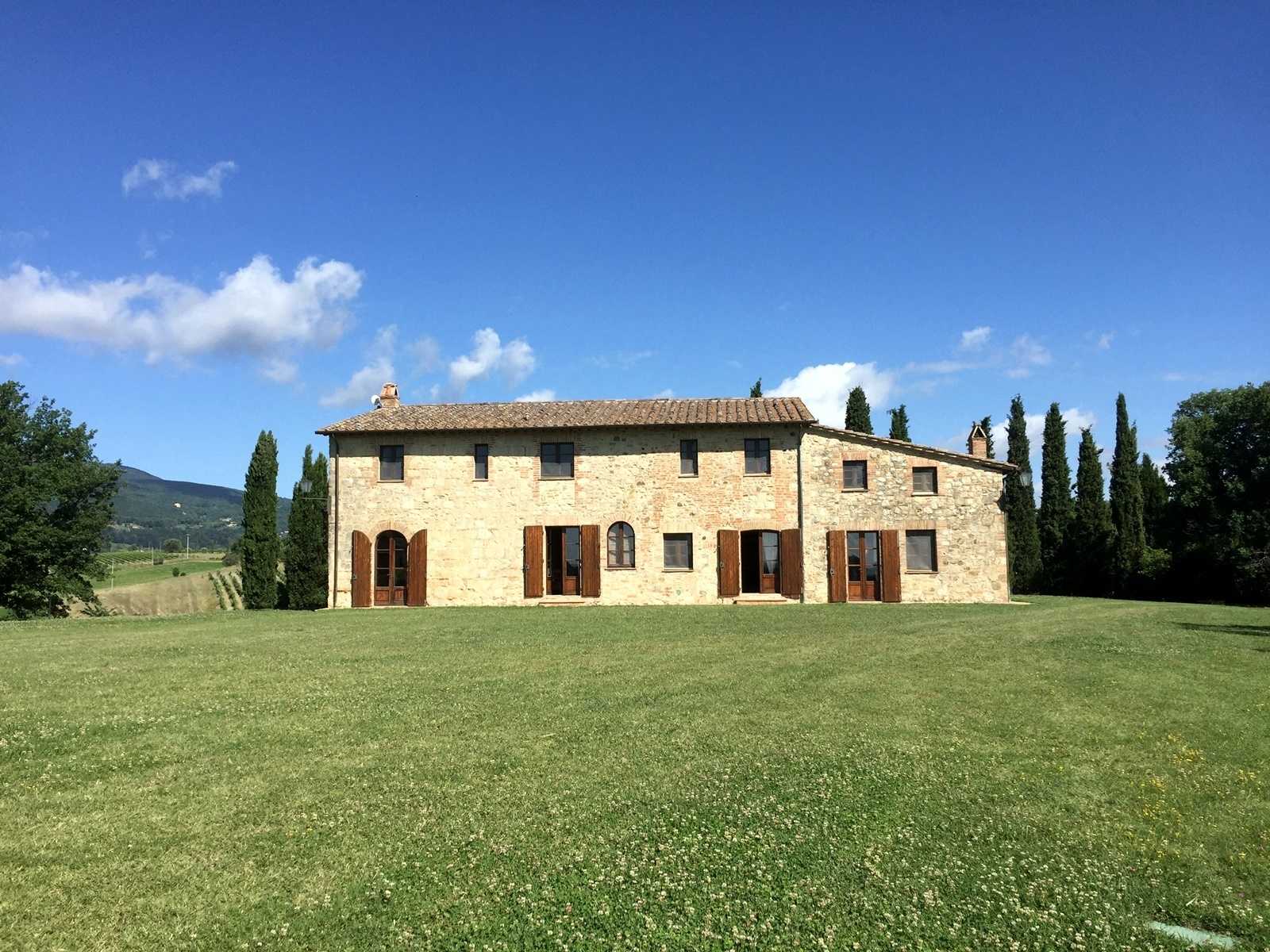 Rumah di Cetona, Tuscany 11137510