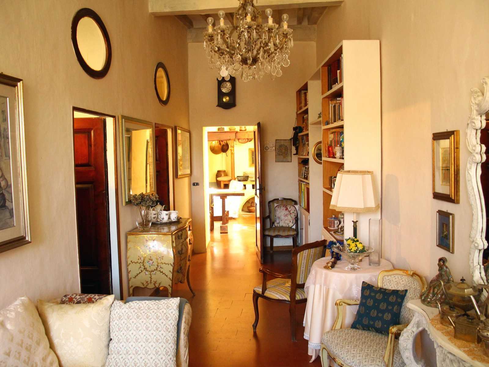 Condominium in Sarteano, Tuscany 11137542