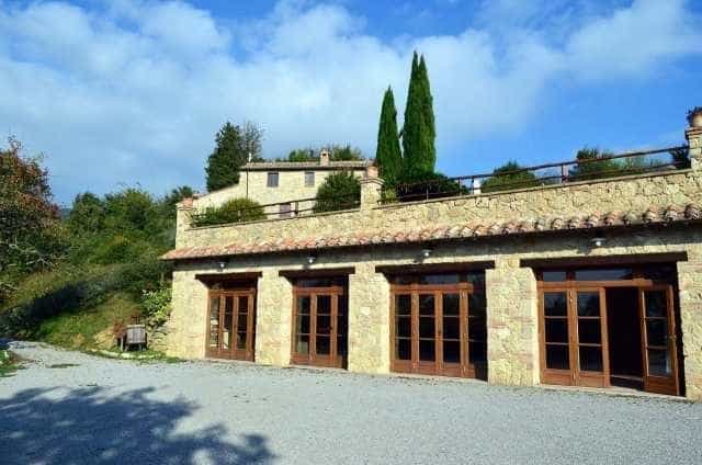 House in Sarteano, Tuscany 11137672