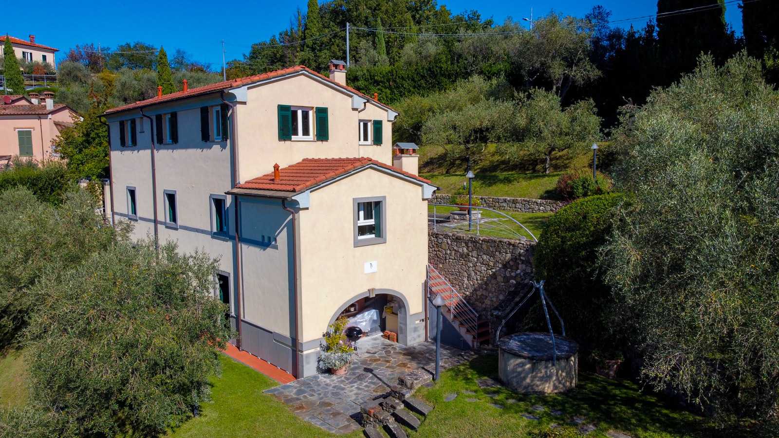 Huis in Sarzana, Liguria 11137801