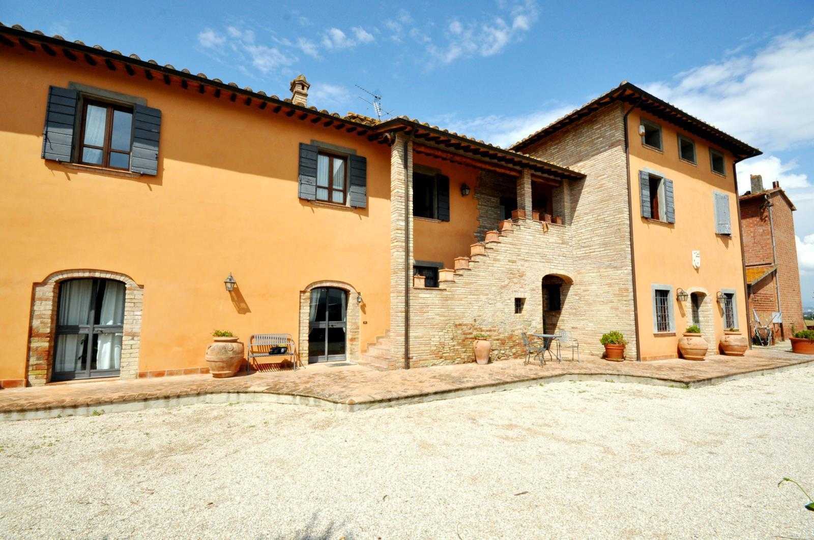 rumah dalam Perugia, Umbria 11138076