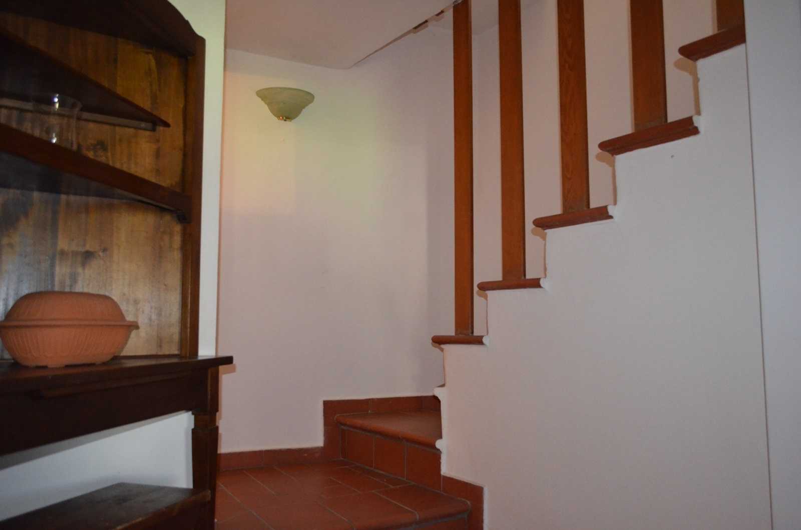 公寓 在 佩薩河谷的聖卡西亞諾, 托斯卡納 11138085