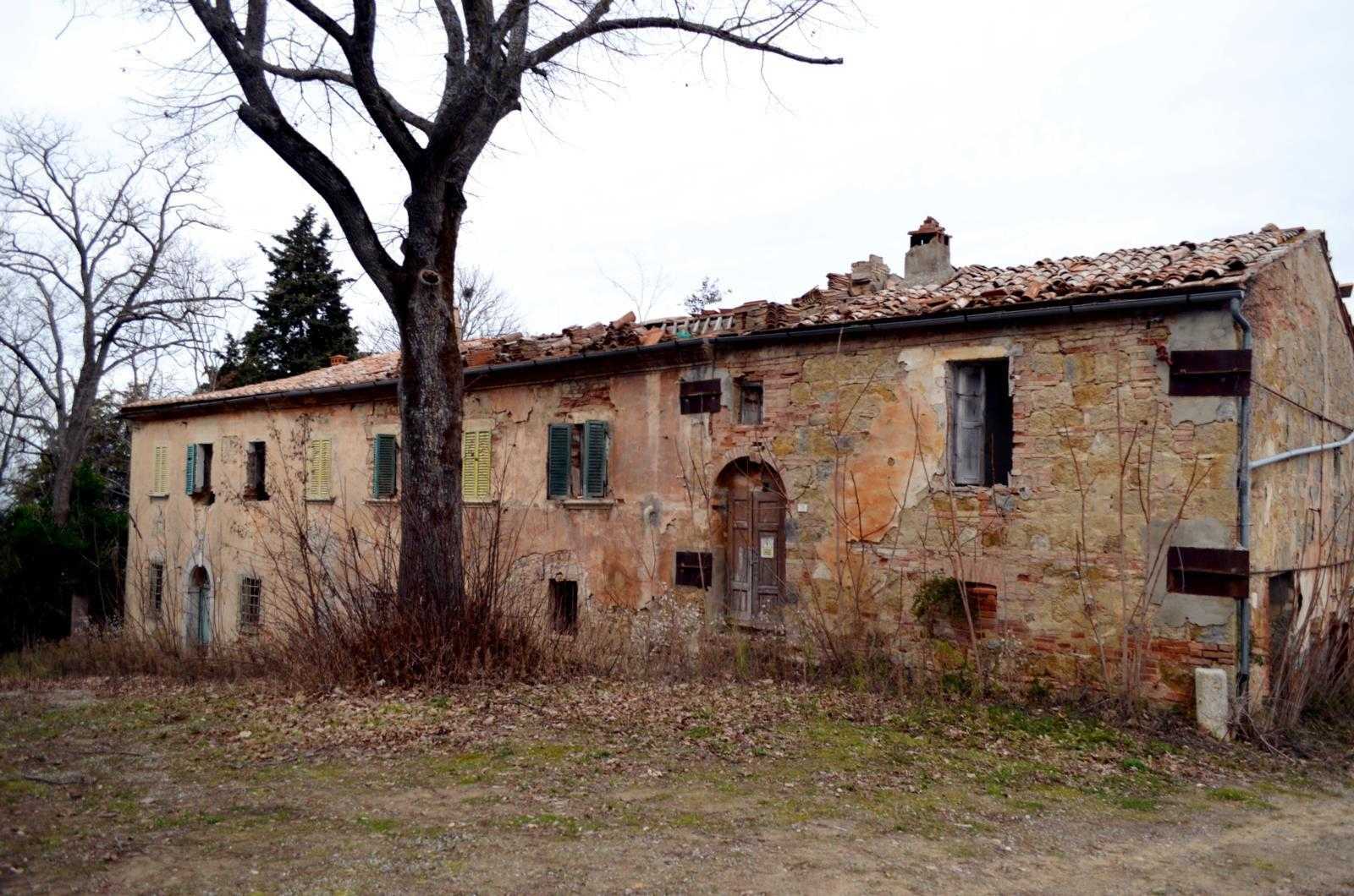 Rumah di Montepulciano, Toskana 11138089