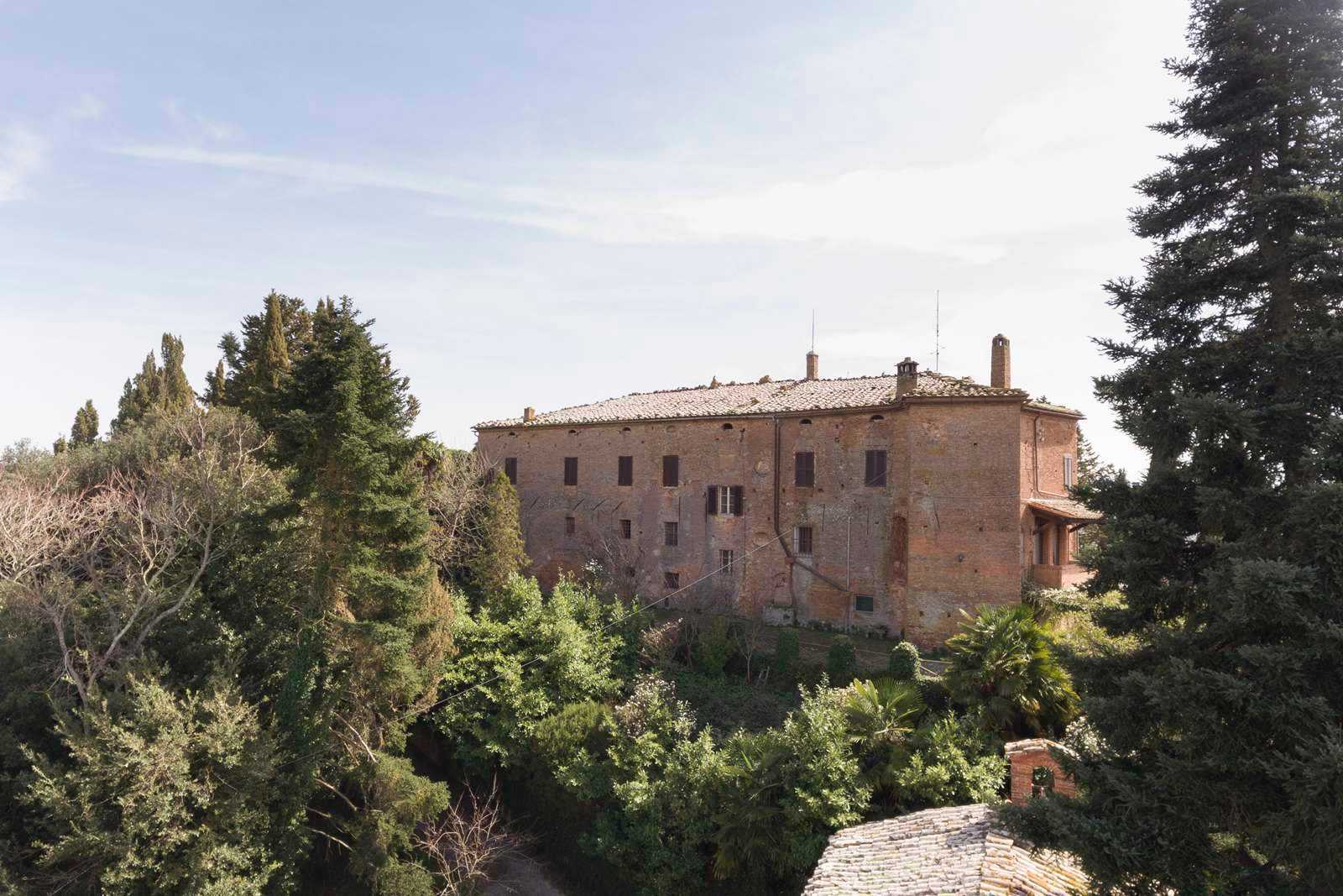 Condominium in San Giovanni d'Asso, Tuscany 11138196