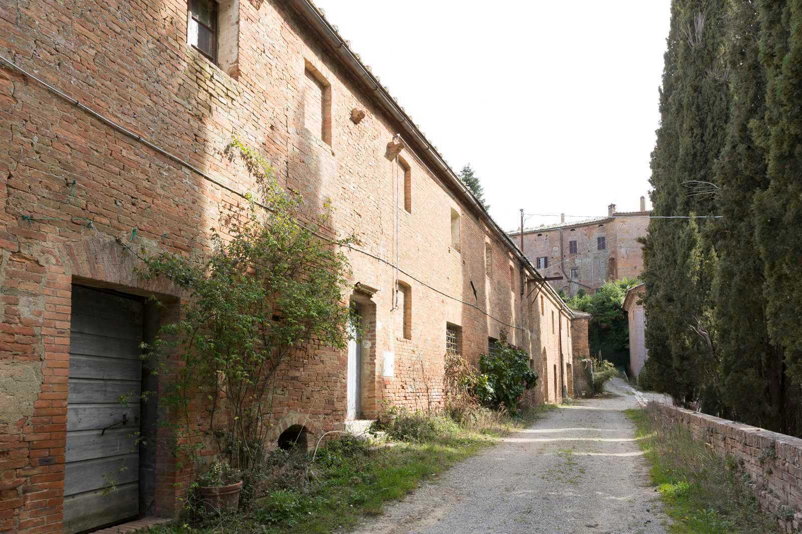 Condominium in San Giovanni d'Asso, Tuscany 11138196