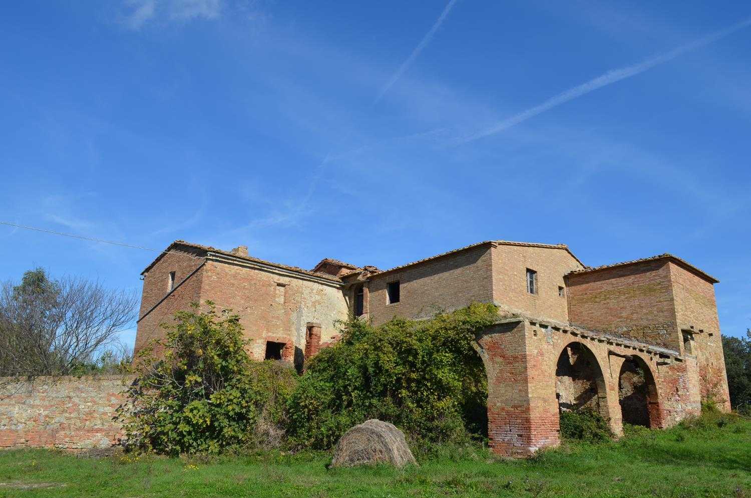 بيت في San Giovanni d'Asso, Tuscany 11138245