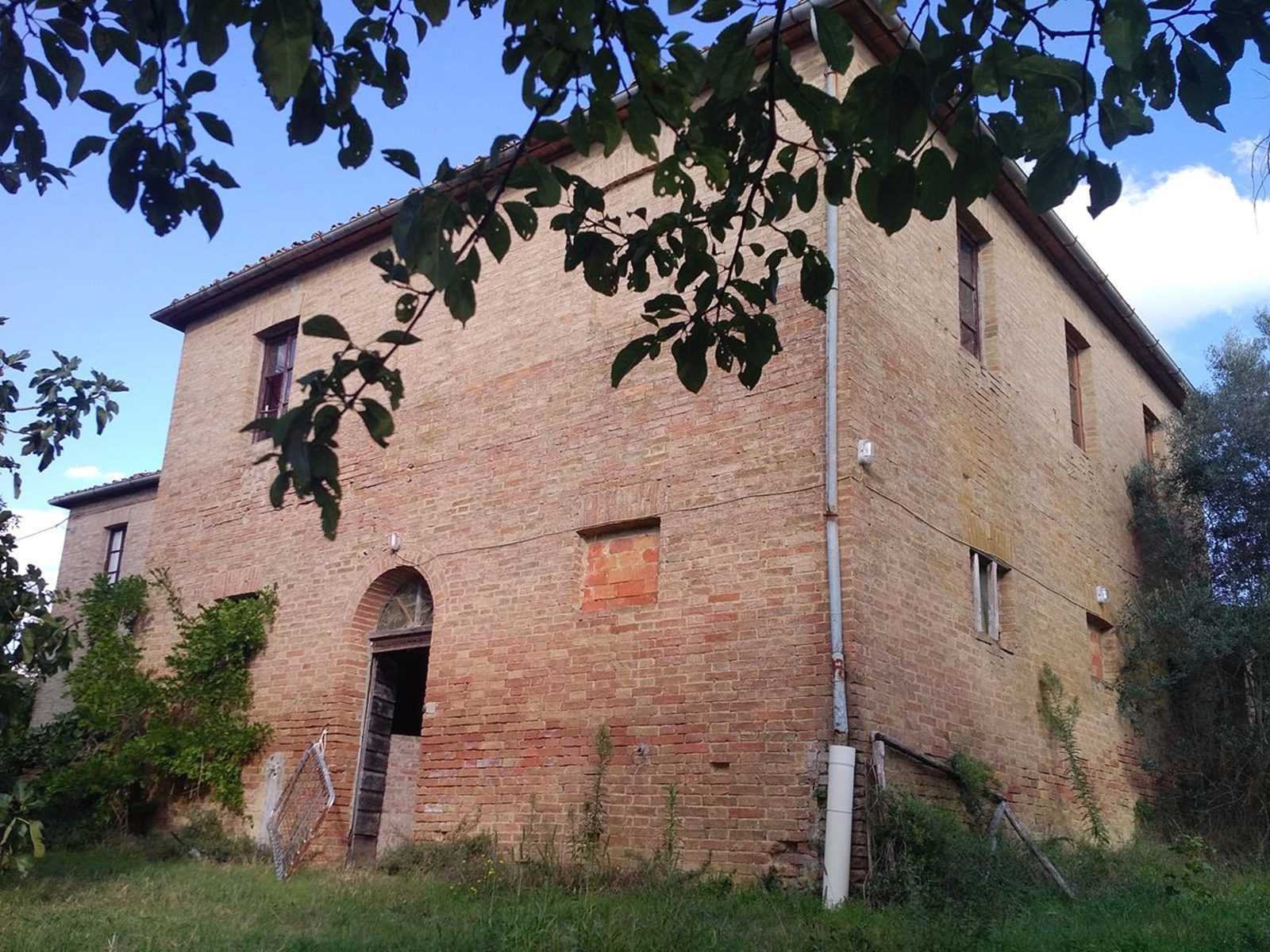 Haus im San Giovanni d'Asso, Tuscany 11138249
