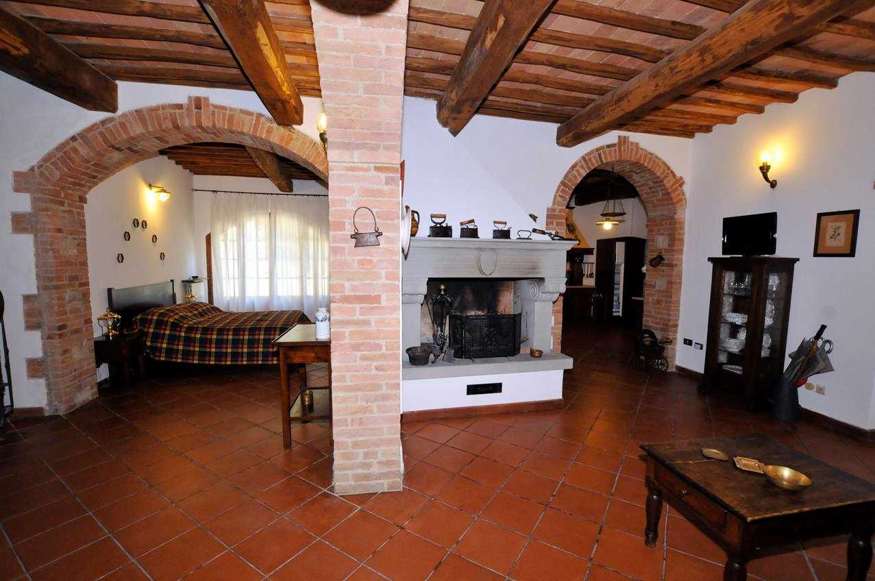 House in Asciano, Tuscany 11138260