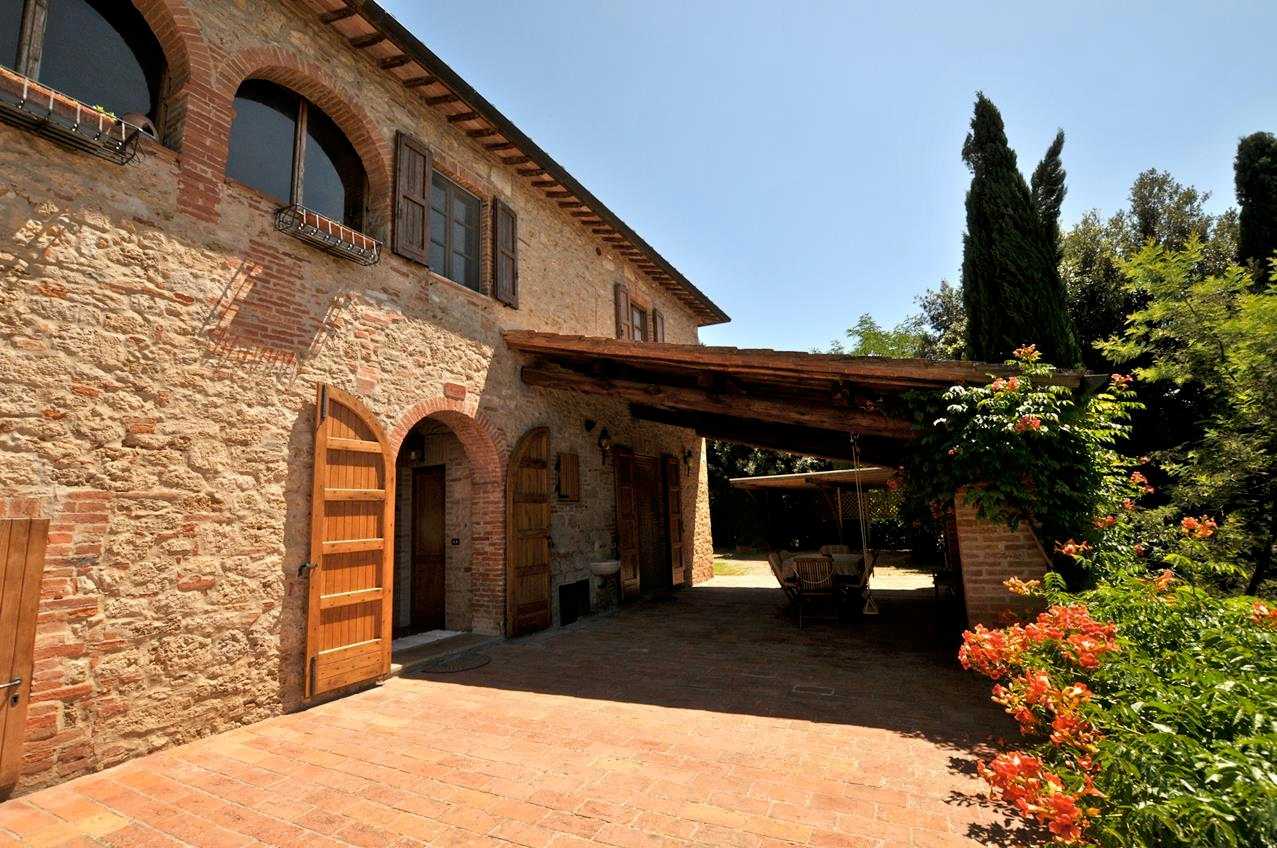 rumah dalam Asciano, Tuscany 11138260
