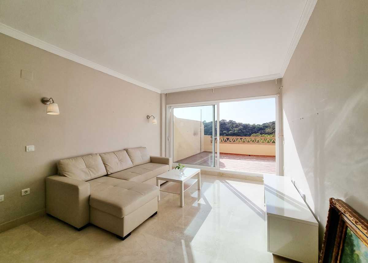 Condominium in Ojen, Andalusia 11138562