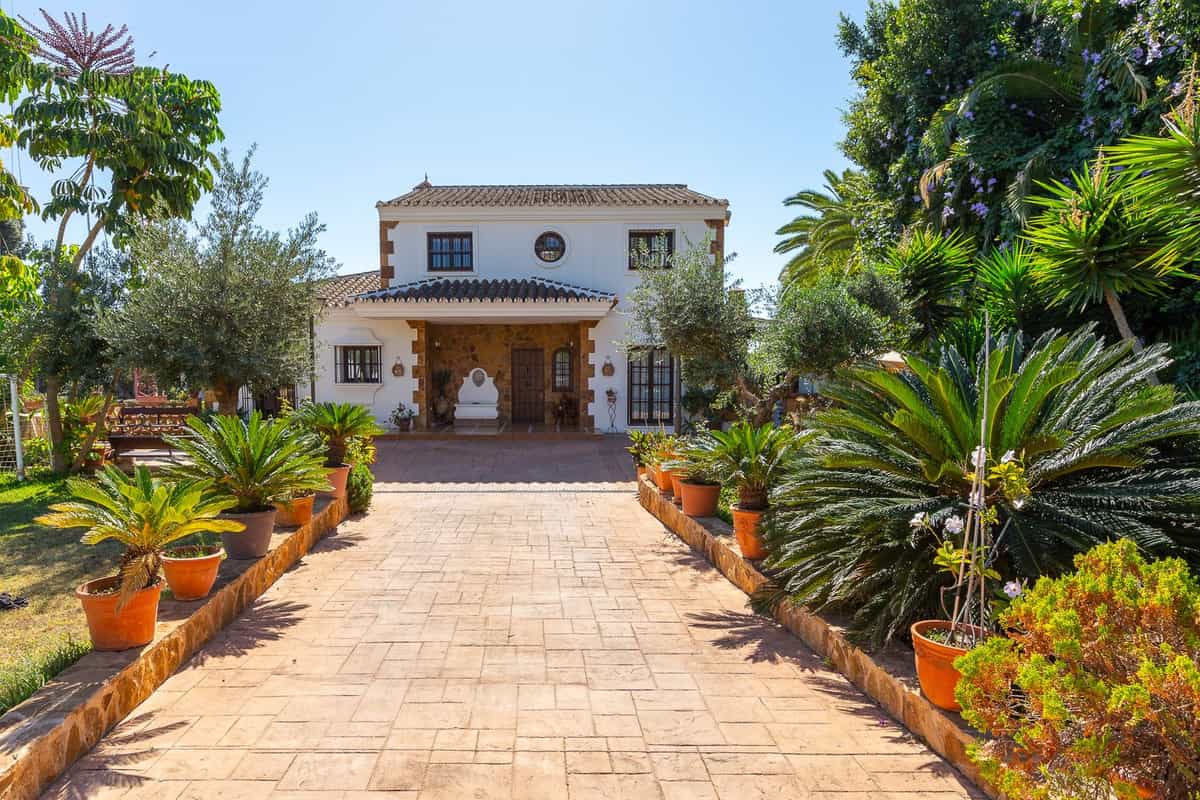 House in Ojen, Andalusia 11138592