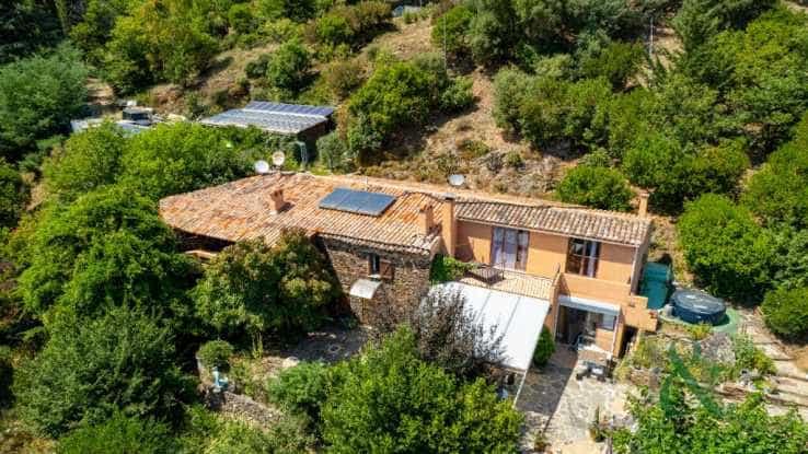 Huis in Collobrieres, Provence-Alpes-Côte d'Azur 11140905