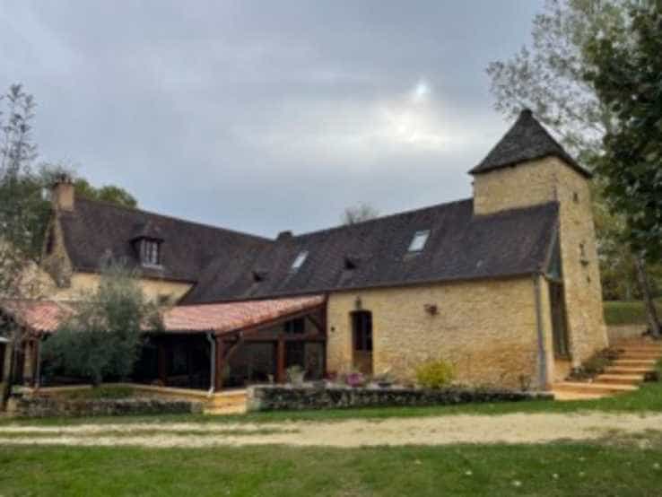 House in Saint-Cyprien, Nouvelle-Aquitaine 11140909
