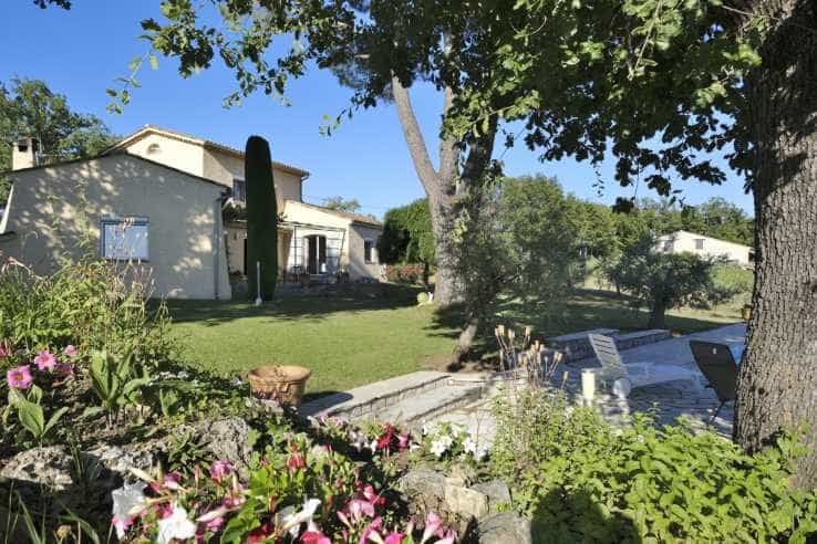 жилой дом в Montauroux, Provence-Alpes-Côte d'Azur 11140923
