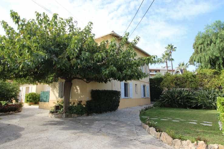 Hus i Antibes, Provence-Alpes-Cote d'Azur 11140929