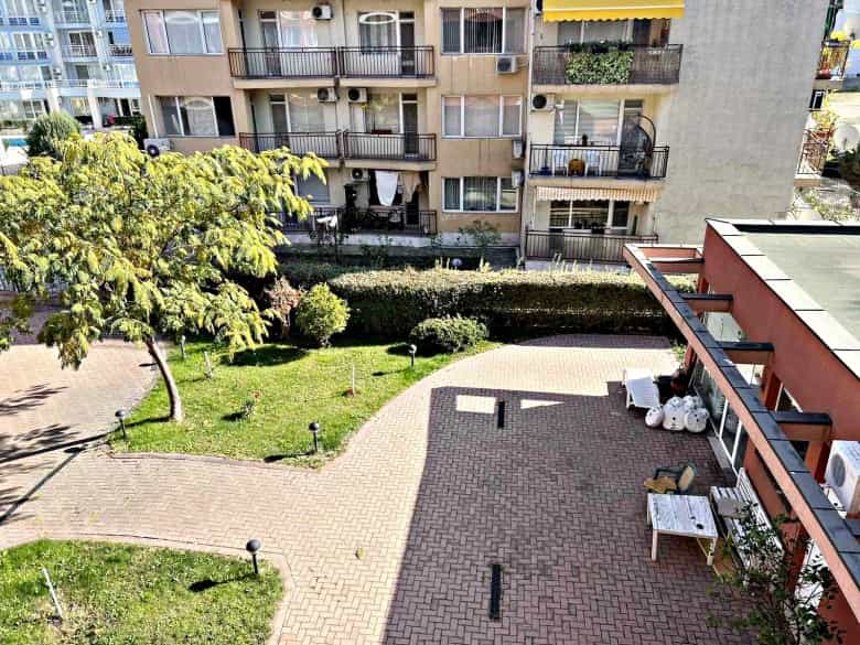 Condominium in Nesebar, Burgas 11141142