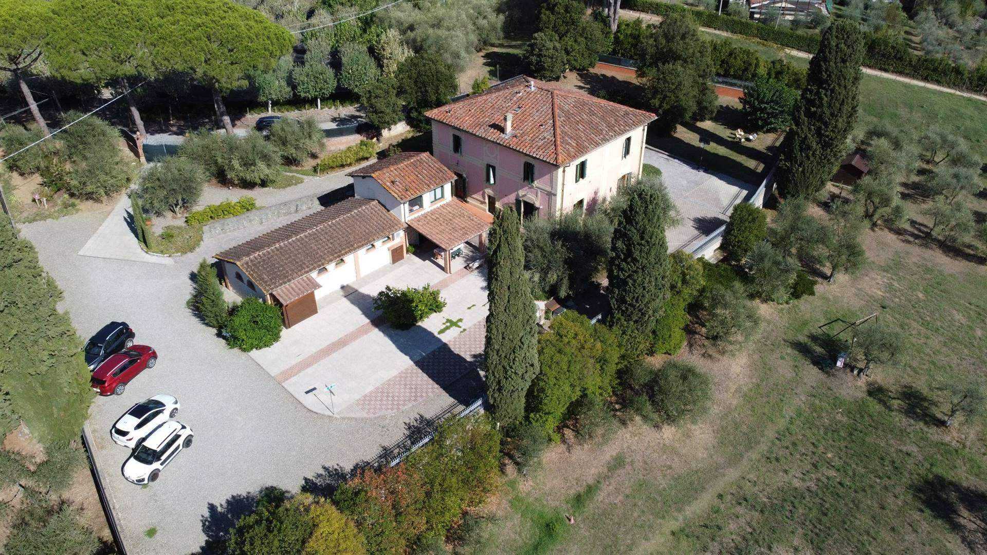 Hus i Pescia, Toscana 11141420