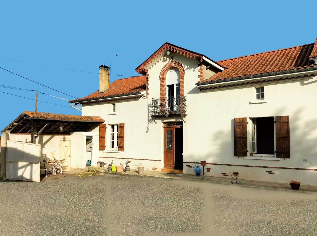 σπίτι σε Ναβάρενξ, Nouvelle-Aquitaine 11141785