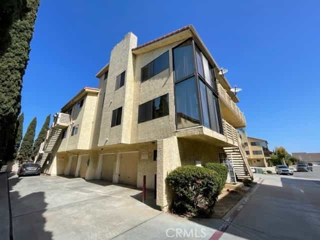 公寓 在 Huntington Beach, California 11142034
