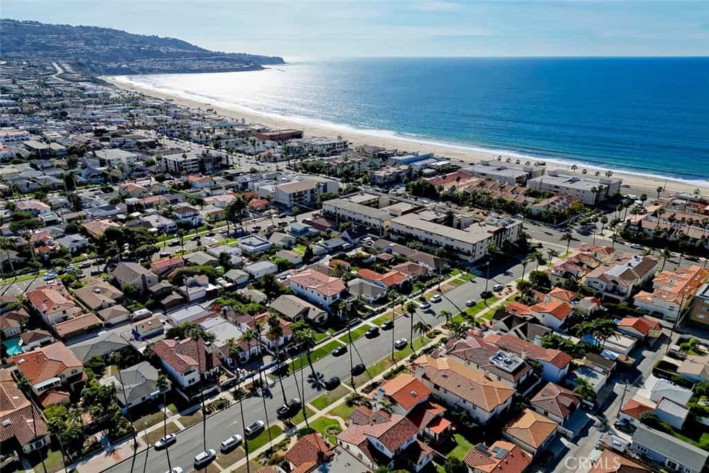 房子 在 Redondo Beach, California 11142151