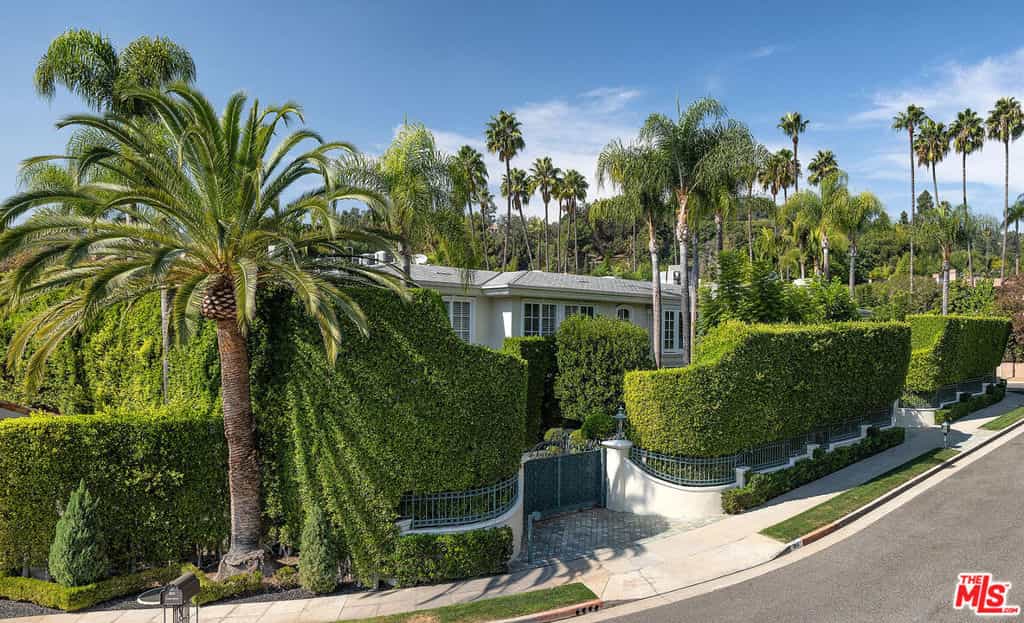 Condominium in Beverly Hills, Californië 11142201