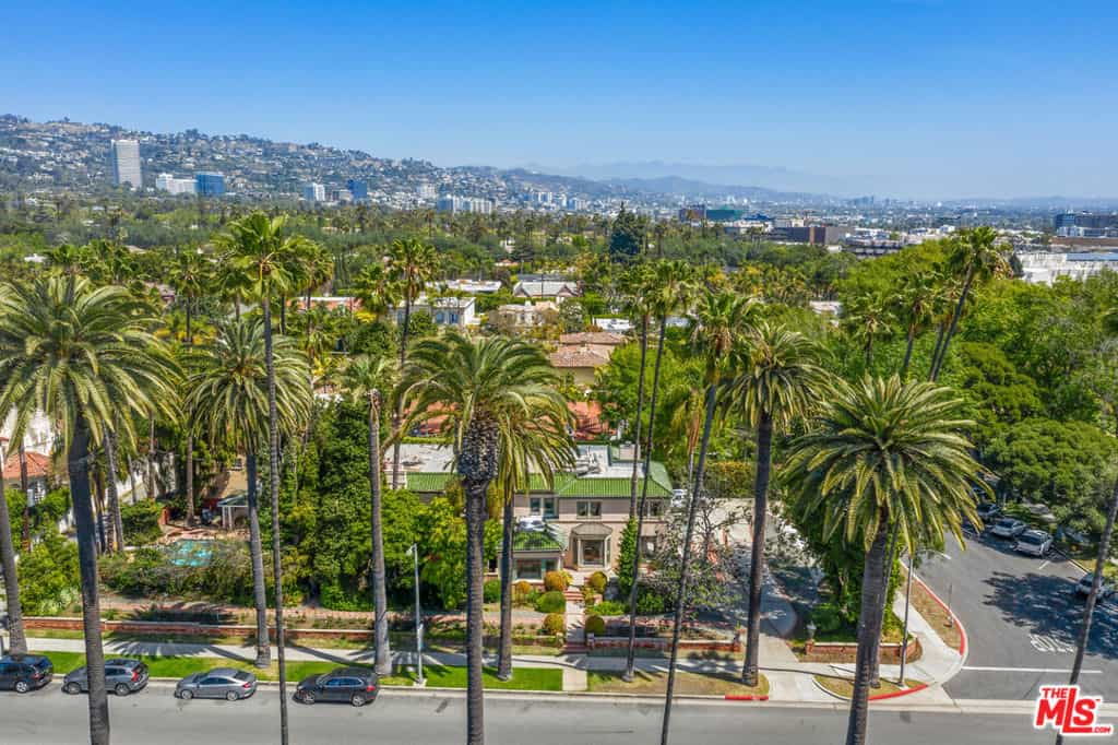 Condomínio no Beverly Hills, California 11142249