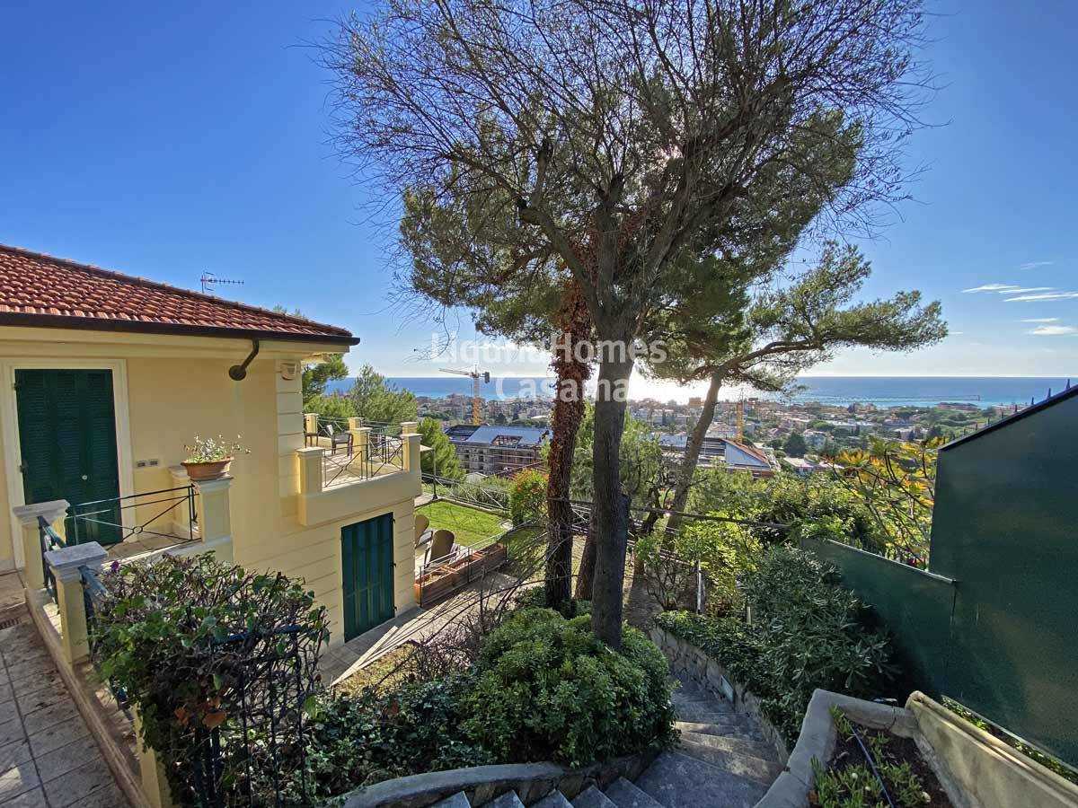 Eigentumswohnung im Bordighera, Liguria 11142406