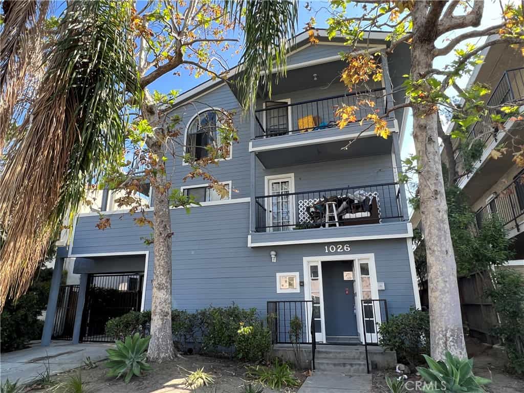 Condominium in Long Beach, California 11142444
