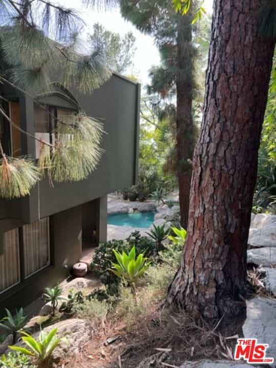 Talo sisään Beverly Hills, Kalifornia 11142633