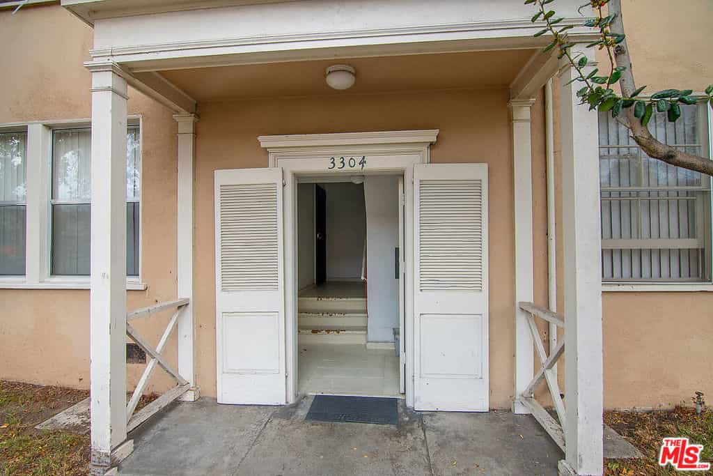 Condominium in Inglewood, California 11142660