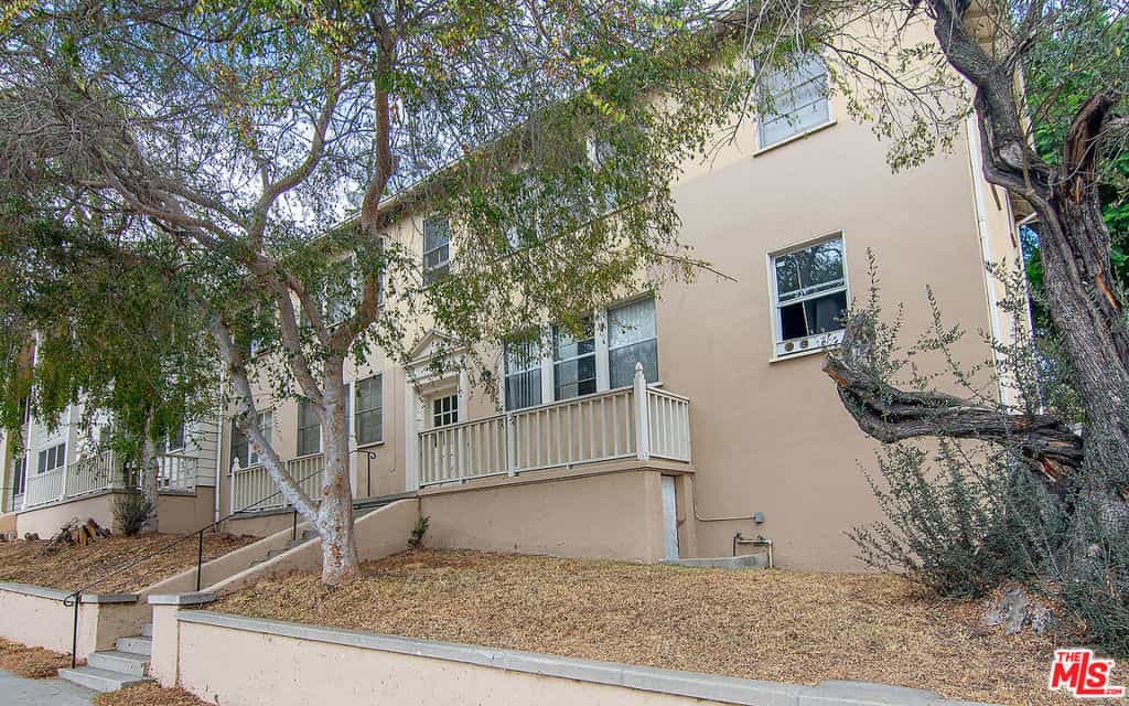Condominium in Inglewood, California 11142660