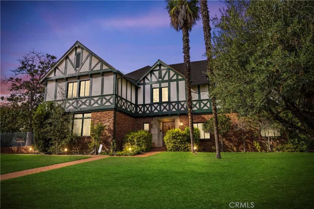 House in Universal City, California 11142760