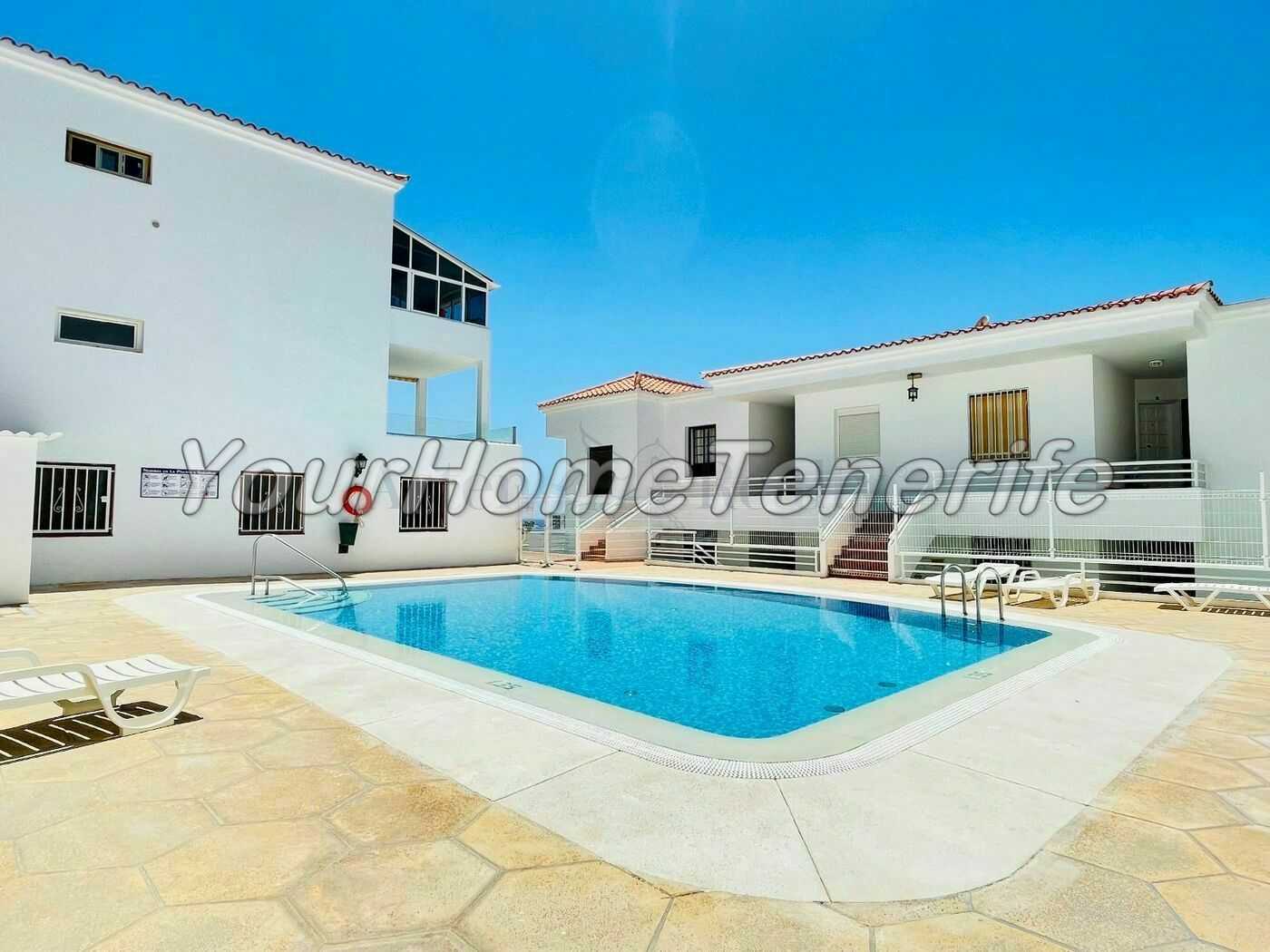 Condominium in Los Cristianos, Canarische eilanden 11142818