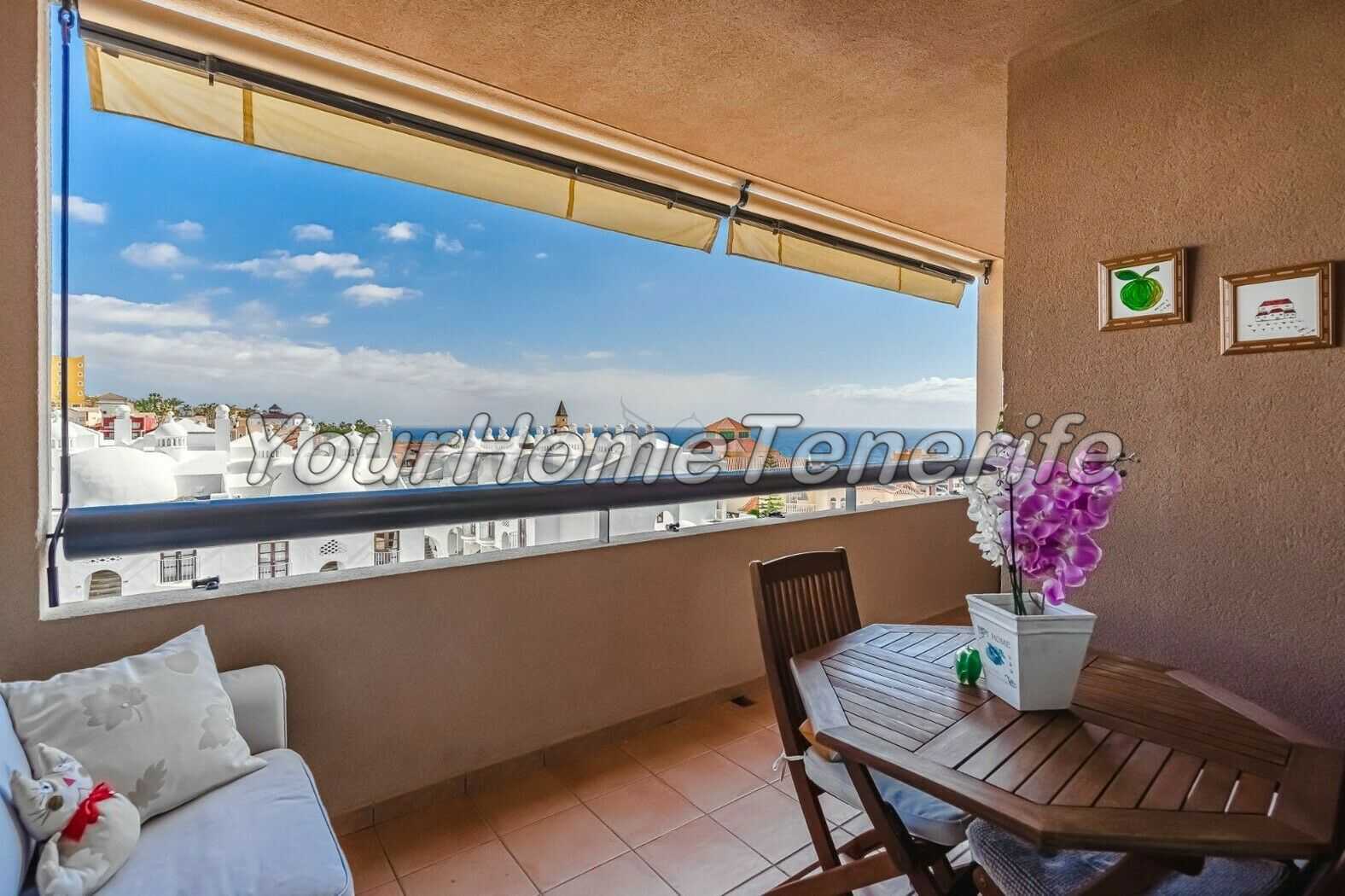Condominium in Adeje, Canary Islands 11142826