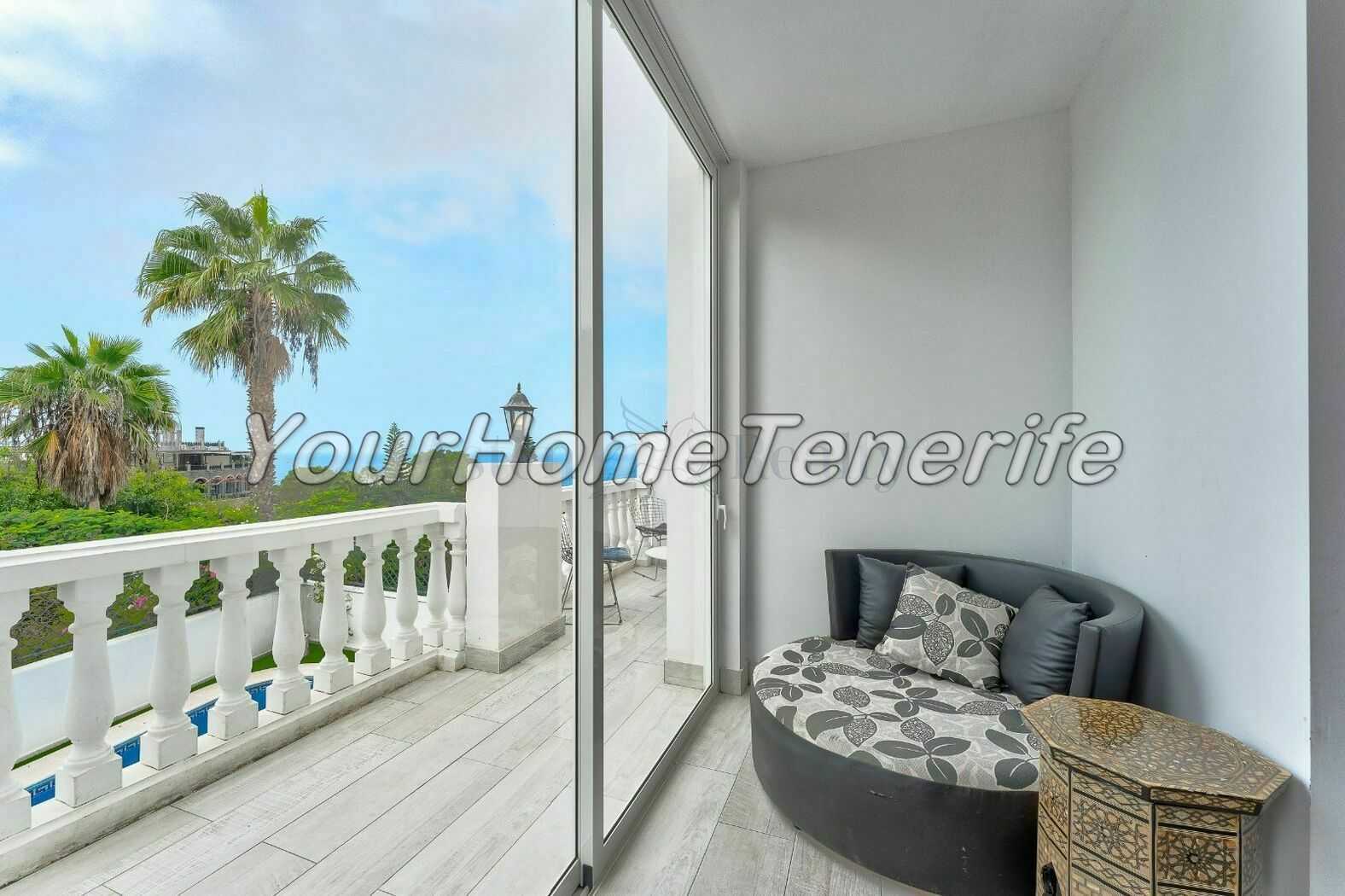Condominium in Adeje, Canary Islands 11142832