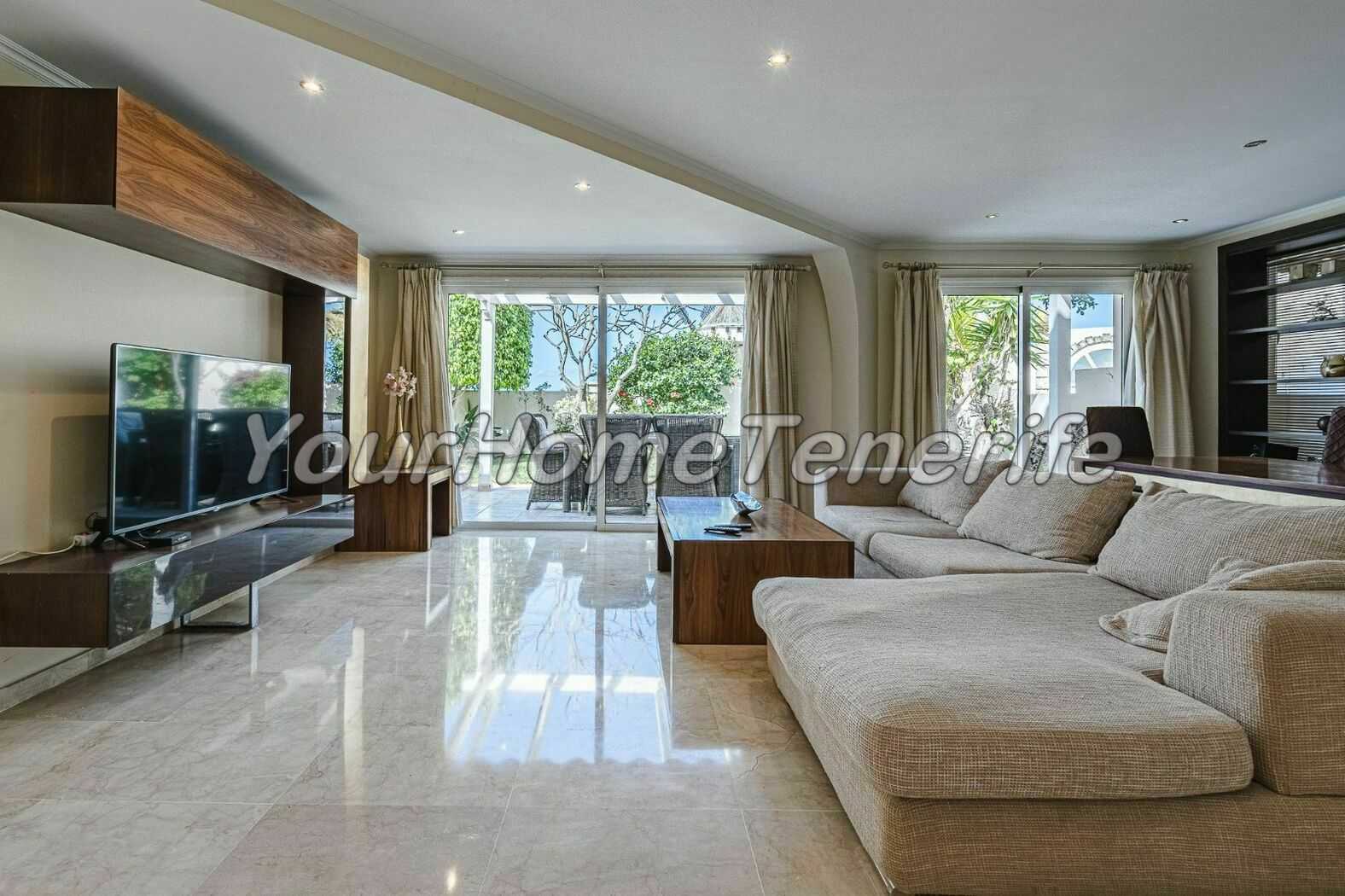Condominium in Adeje, Canary Islands 11142834