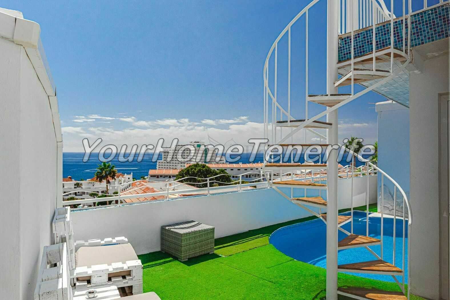 Condominium in Adeje, Canary Islands 11142838