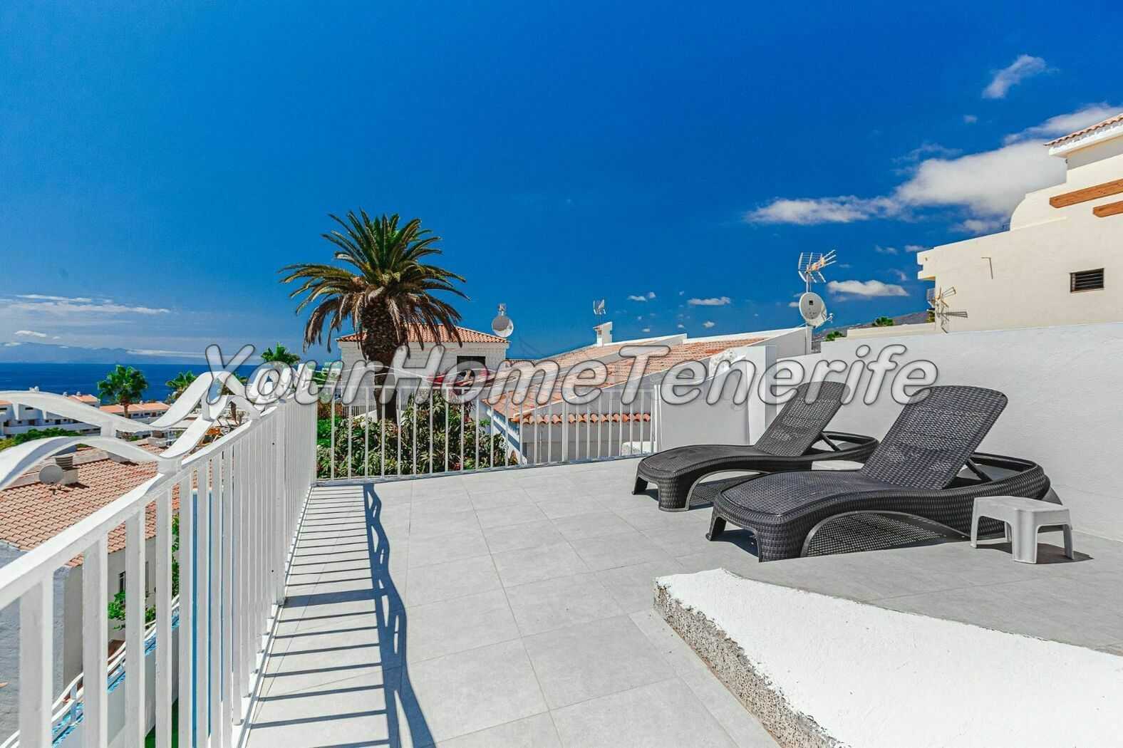 Condominium in Adeje, Canary Islands 11142838