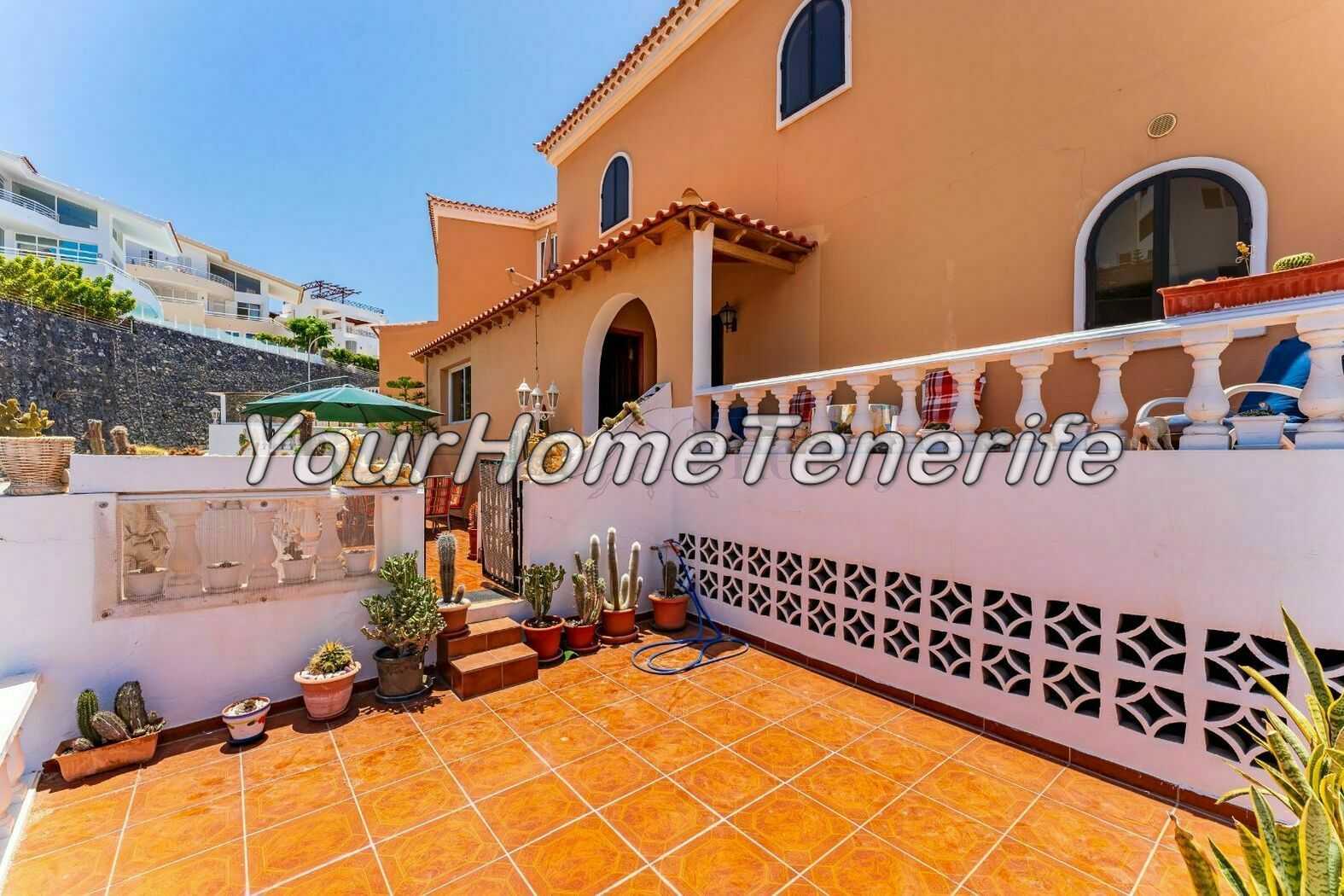 House in Adeje, Canary Islands 11142869
