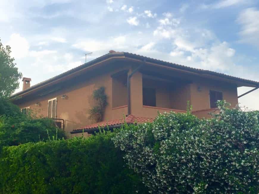 Rumah di Forte dei Marmi, Tuscany 11143000