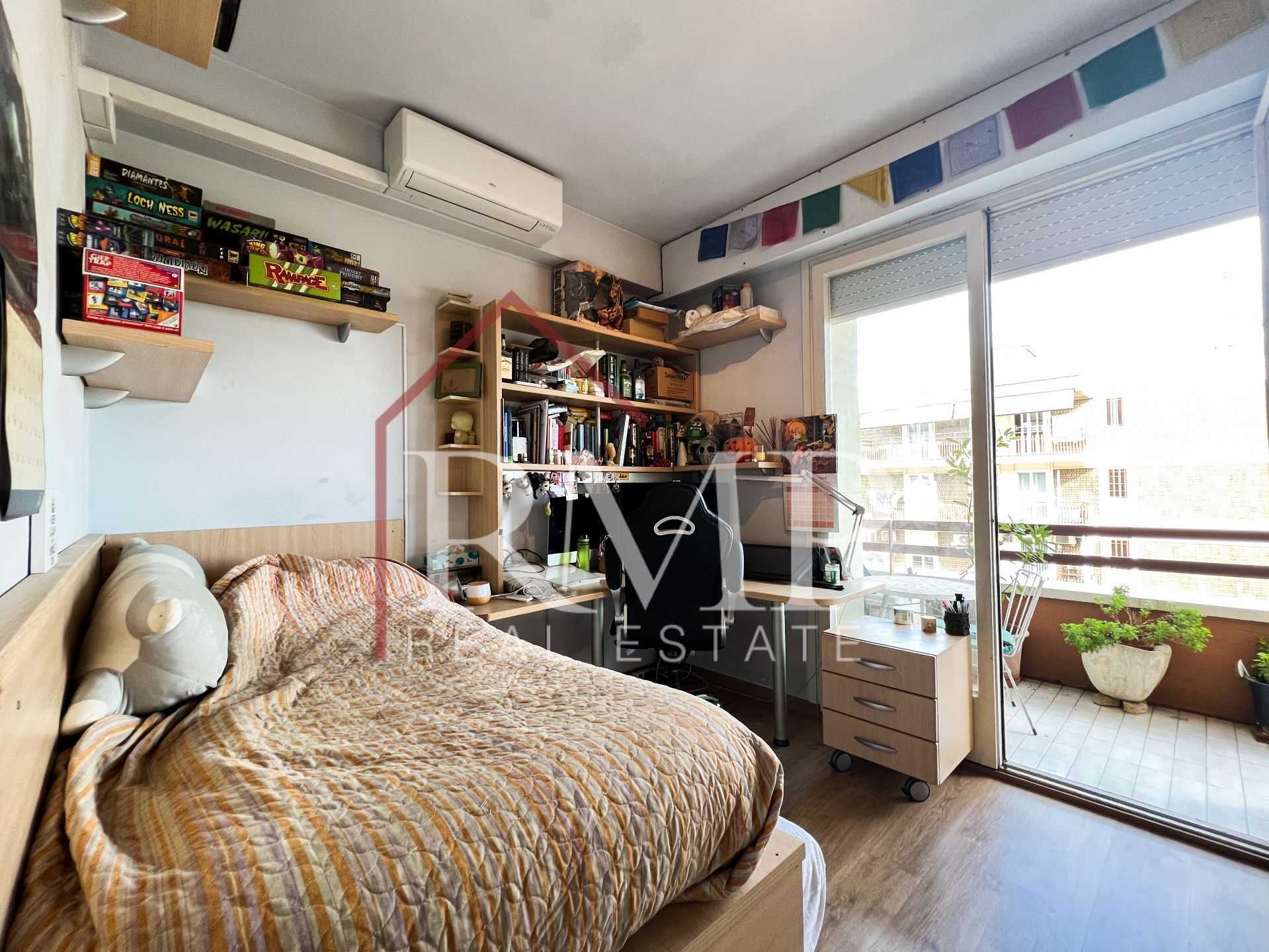 公寓 在 Barcelona, Catalonia 11143160