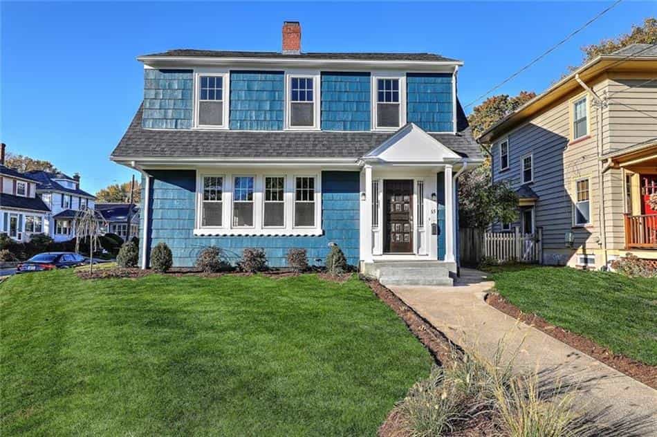 House in Cranston, Rhode Island 11143724