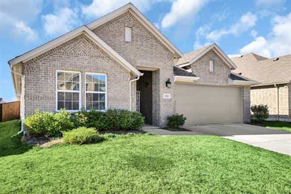 House in Travis Ranch, Texas 11143806