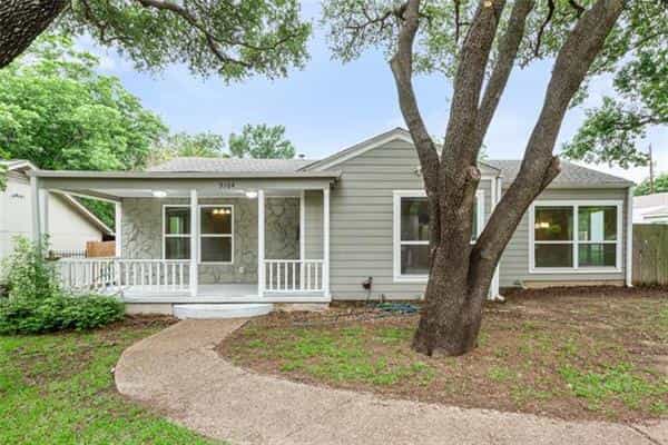 House in Westover Hills, Texas 11143839