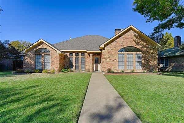 Rumah di Richardson, Texas 11143905